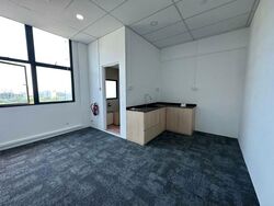 Tradehub 21 (D22), Factory #558140561